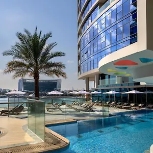 Otel Hilton Creek & Residences