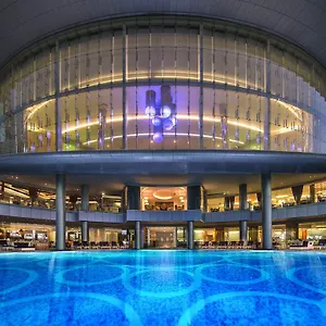 Conrad Etihad Towers אתר נופש